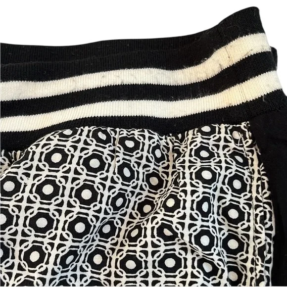 Vanilla Star size large Black & White print silky joggers black tux strip - Picture 14 of 14